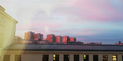 07:07:03 GMT-0800 (PST).image