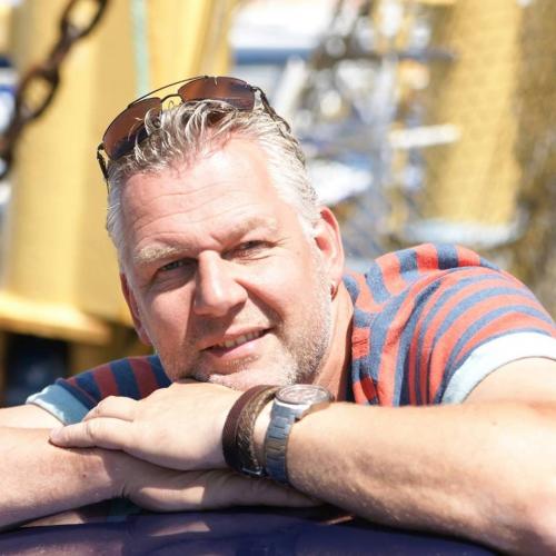 00:03:33 GMT+0100 (WAT)