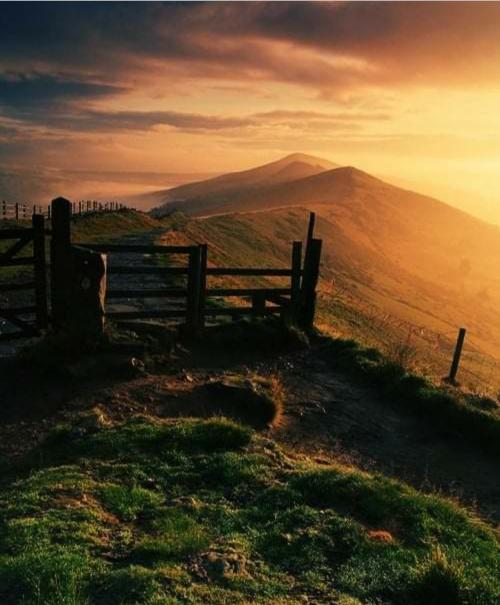 17:43:57 GMT-0600 (CST)