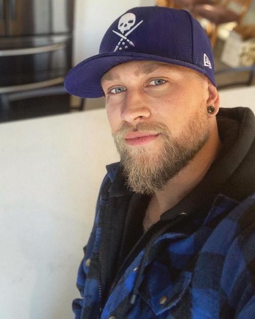 17:33:24 GMT+0100 (WAT)