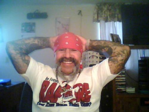 577367_254503387982133_1437976729_n (1)