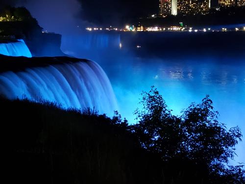 11:17:08 GMT-0500 (EST)