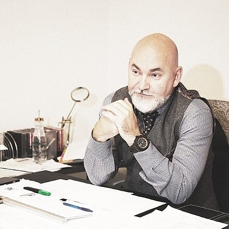 01:07:01 GMT+0100 (WAT)