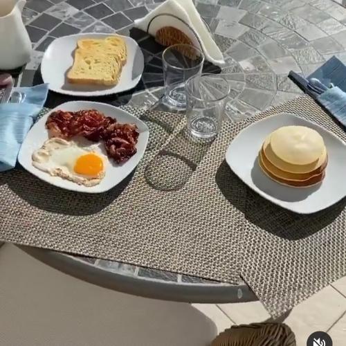 21:02:17 GMT+0100 (WAT)