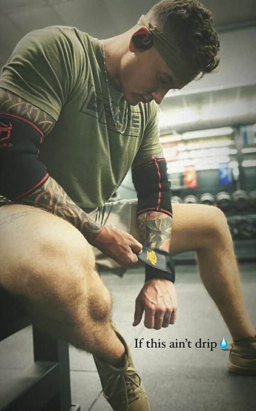 09:59:13 GMT+0100 (WAT)