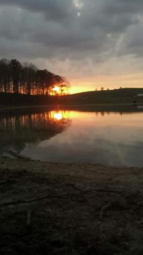 12:51:27 GMT-0500 (EST)