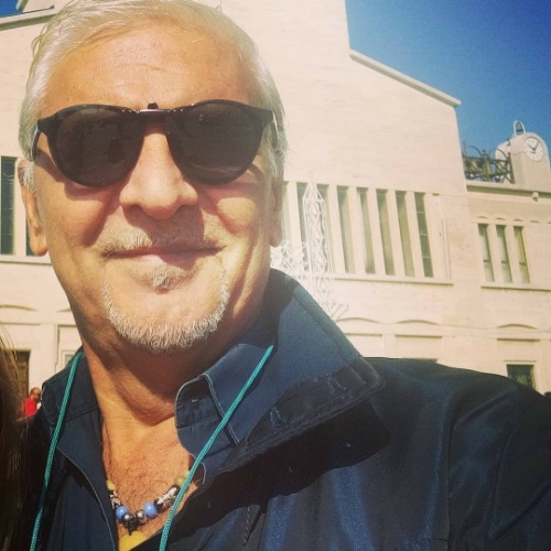 00:42:17 GMT-0500 (EST)