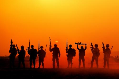 silhouette-military-soldier-with-sun-as-marine-corps-military-operations_42044-4662