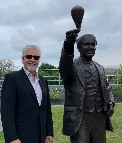 00:48:07 GMT+0100 (WAT)