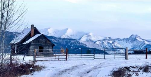 10:34:39 GMT-0700 (MST)