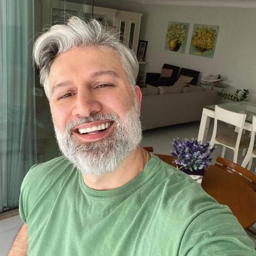 00:24:57 GMT+0100 (WAT)