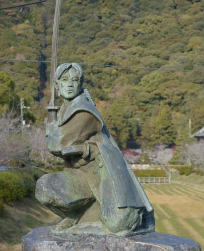 08:11:50 GMT+0100 (WAT)