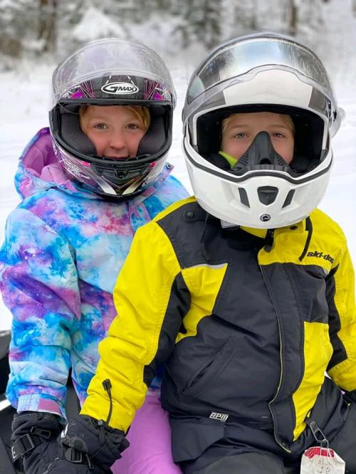 04:09:48 GMT+0100 (WAT)