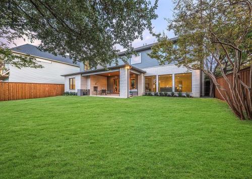 18:31:23 GMT+0100 (WAT)