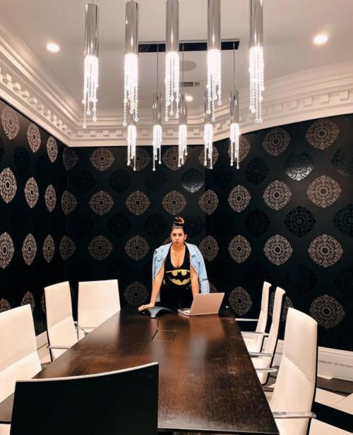 02:40:39 GMT+0100 (WAT)