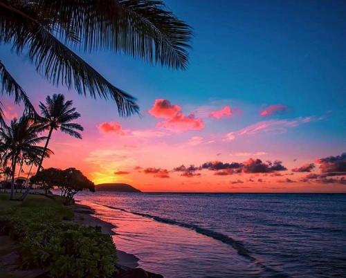 01:44:39 GMT-1000 (HST)