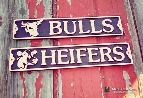 bulls-heifers-restroom-signs