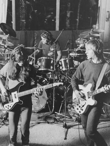 tumblr_oo00btf9Er1s1qov3o1_1280