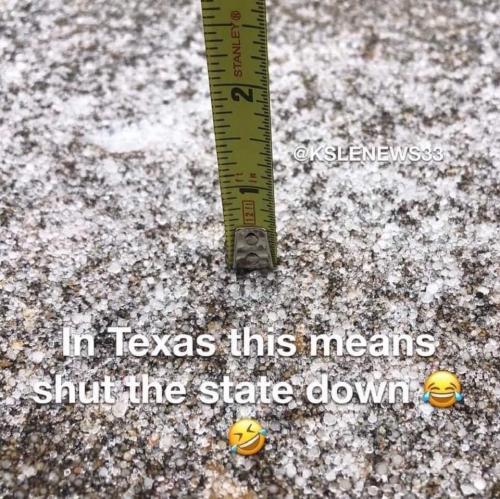 22:35:56 GMT-0600 (CST)