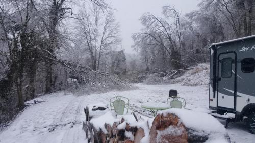 17:17:51 GMT-0500 (EST)