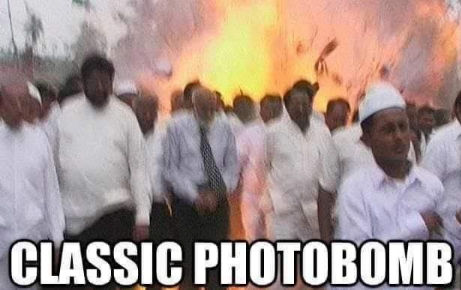 classic photobomb