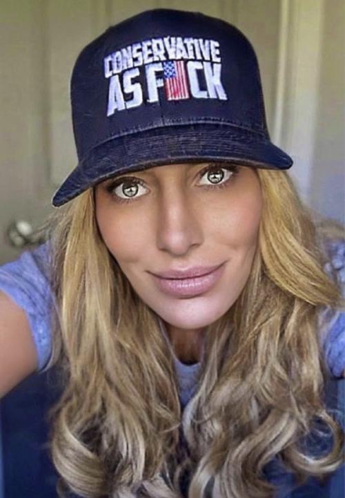 12CCF2A2-411E-4E5A-98AD-3F8475765403