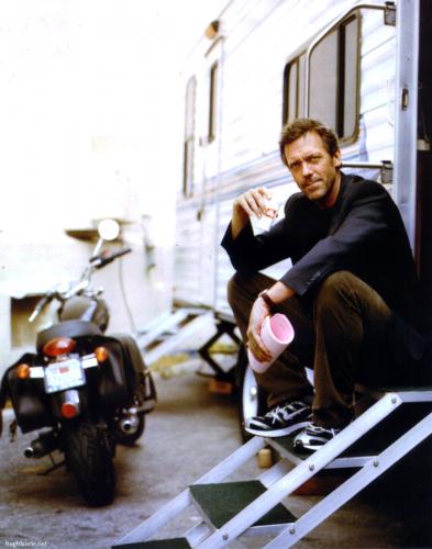 Hugh Laurie_03