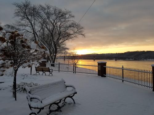 20:00:31 GMT-0500 (EST)