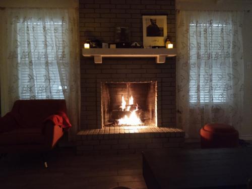 10:43:41 GMT-0600 (CST)