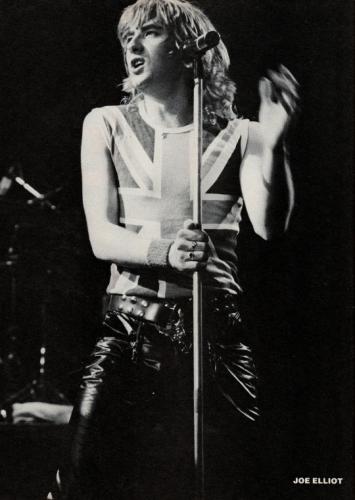 tumblr_76f62aa5a9aaab37580de4f528941c99_45cba10d_540