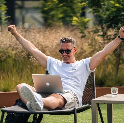 07:17:31 GMT+0100 (WAT)