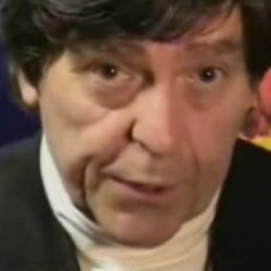 7f122c9cc6fd95e1a0bad421f9c348aa.pearlsquare