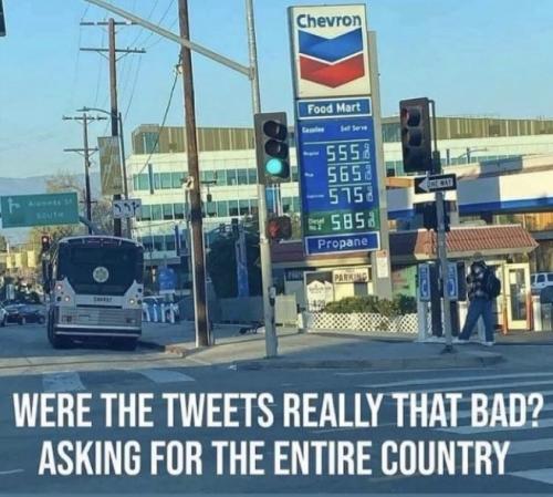 8CF0BF95-0E04-4ED0-8061-6DA164B64AA1