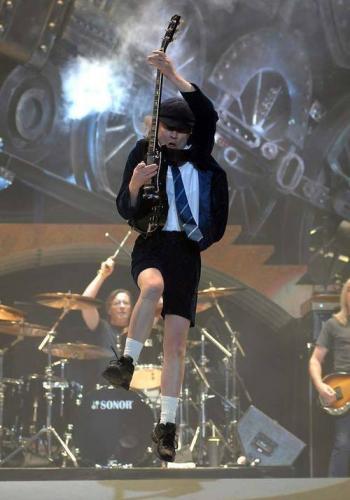 13230182_10204679752793900_3331012183045957753_n