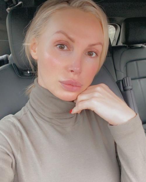 13:31:27 GMT+0100 (WAT)