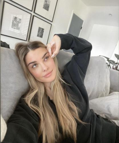 92FA484E-7DFA-44A1-AD9D-87CA5535A221