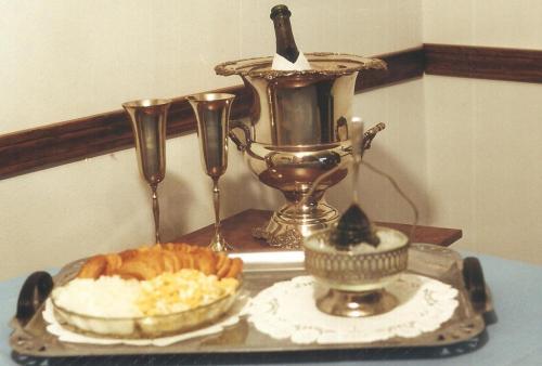 1-Champaign and Caviar