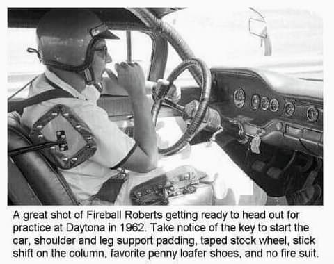 12:44:05 GMT-0700 (PDT)