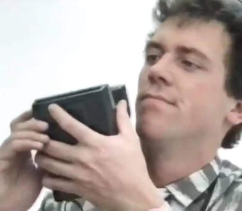 02:08:26 GMT+0100 (CET)