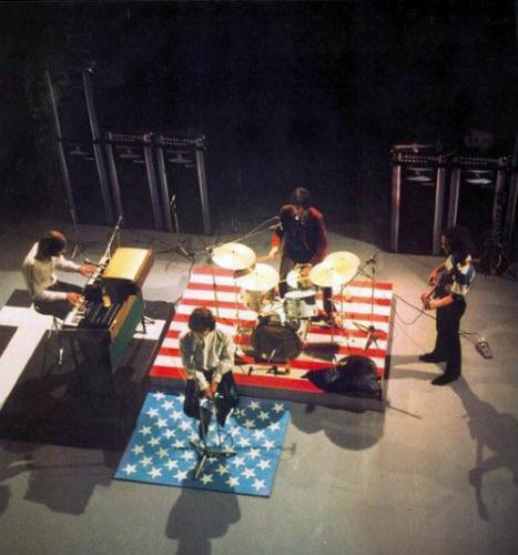 tumblr_niwfj6zUBO1snb6qwo1_500