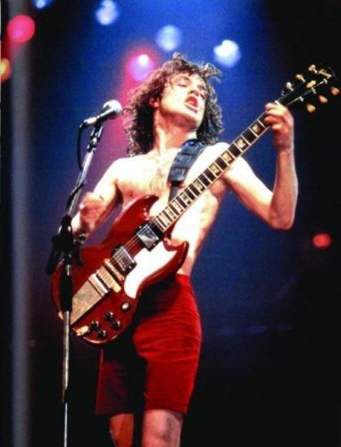 tumblr_71ac4e46de6546349f5cfa590a8313ea_b363c5a4_500