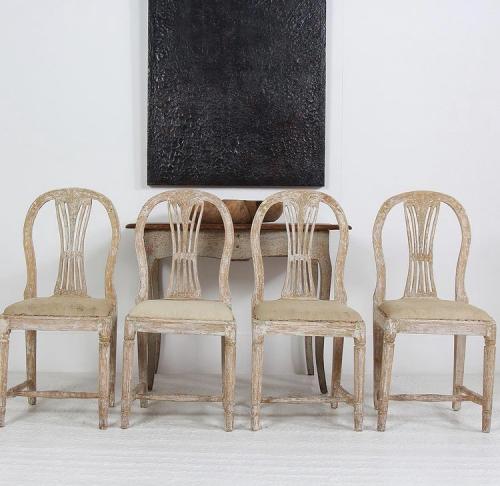 B1E41BDA-32EA-4164-8197-517432A4EB17