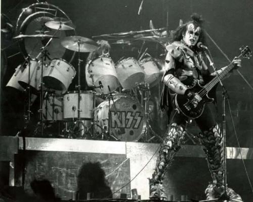 tumblr_ac81065a4336daec7e02d6f19ad109a4_9346310b_1280