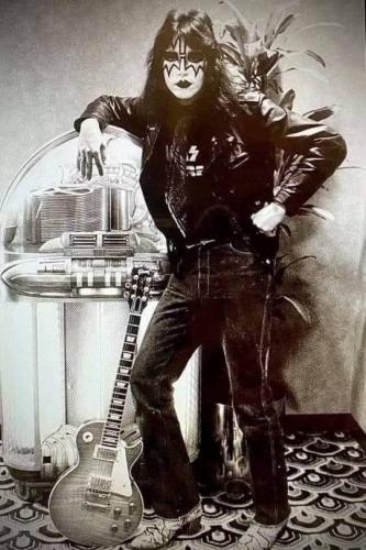 tumblr_314a60cab8bef75a5e317824ddd04a39_ffdf534e_540