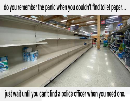 defund police02