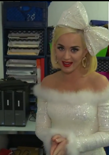 00:35:58 GMT+0100 (WAT)