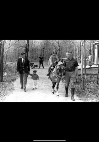 51649D4B-073E-4477-A407-2D49F96F158F