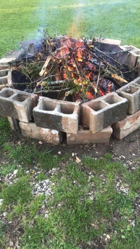 Burn it burn it burn it