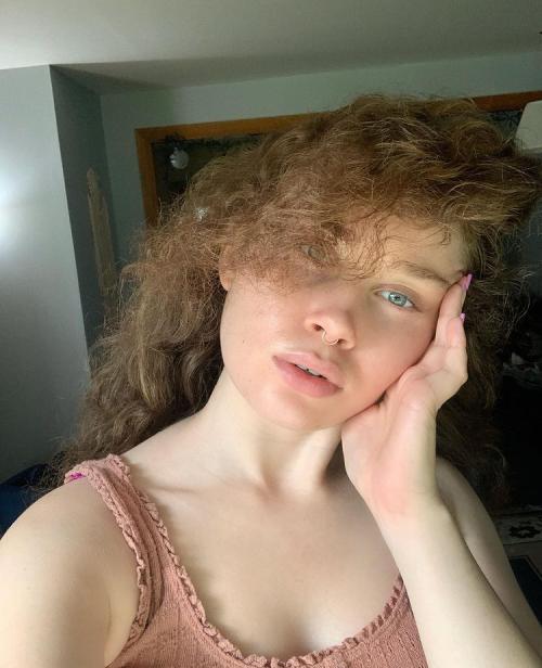 869714F1-CC7F-4258-AA9B-39C328A1B727