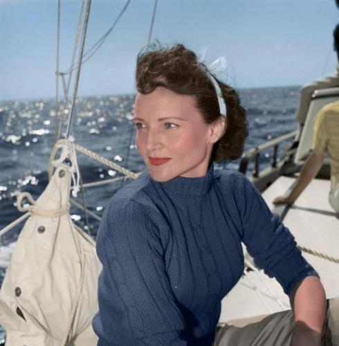 4efeb6d27a2d6875de13f59cd7aafa28